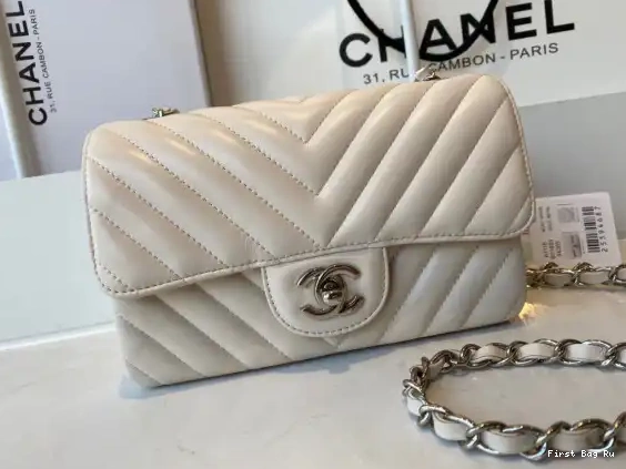 Firstbag Ru CHANEL 20CM BAG LAMBSKIN FLAP 0605